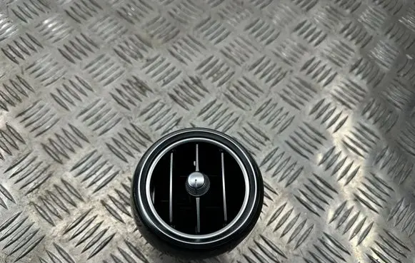 Mercedes-Benz GLC X253 C253 Dash center air vent grill A2058304604
