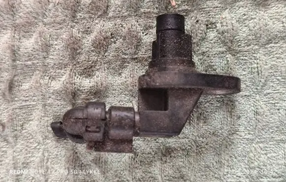 Mercedes-Benz C W204 Camshaft position sensor A6519050100 0232103107 007157