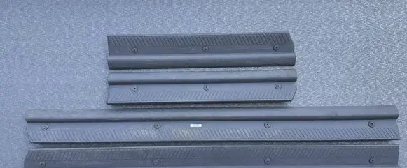 Nissan King Cab, Navara Front sill trim cover 76952VJ200 76951VJ200 76953VJ300