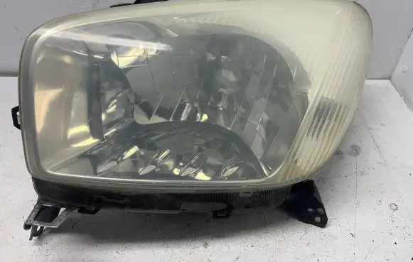 Toyota RAV 4 (XA20) Headlight/headlamp ECD39