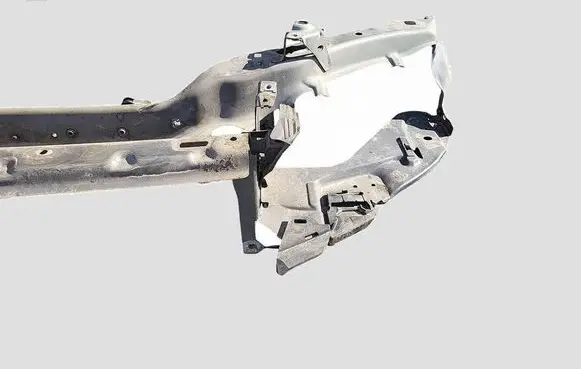 Volvo V50 Top upper radiator support slam panel