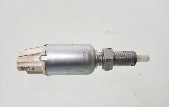Clutch pedal sensor