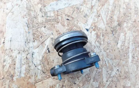 Opel Corsa D Clutch release bearing slave cylinder 9126238