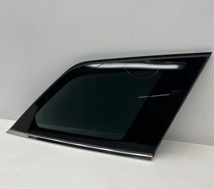 Peugeot 5008 Rear side window R002092 002092