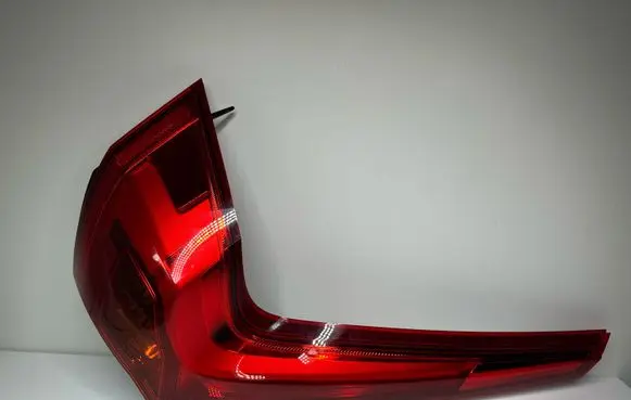 Volvo S90, V90 Rear/tail lights