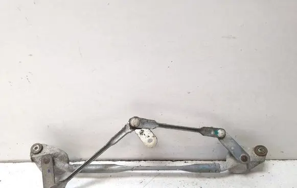 Toyota Corolla Verso AR10 Front wiper linkage 