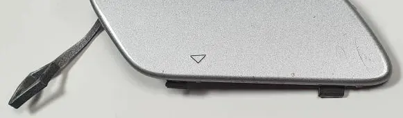 Mercedes-Benz A W169 Front tow hook cap/cover A1698851522