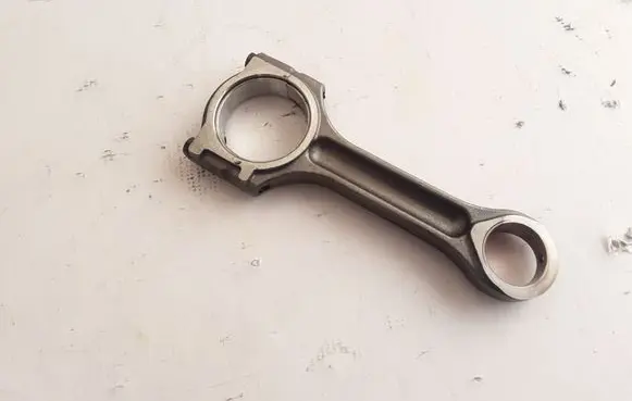 Renault Master III Connecting rod/conrod 121004942R