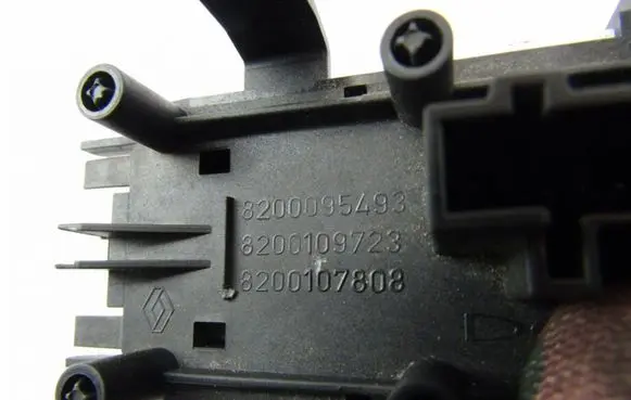 Renault Scenic II - Grand scenic II Hazard light switch 8200107808