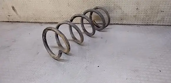 Nissan Murano Z50 Rear coil spring