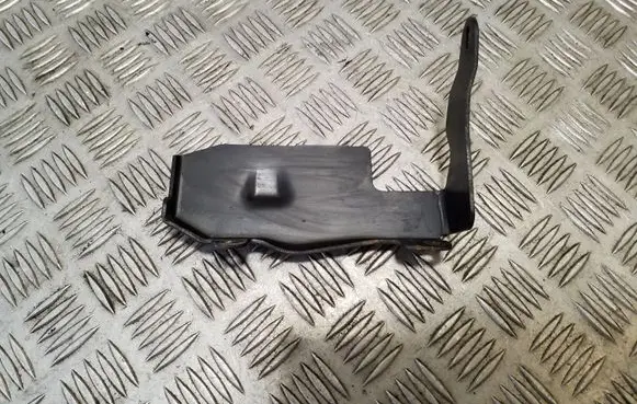 Ford Kuga I Other engine bay part