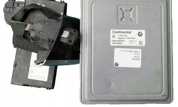 Engine ECU kit and lock set