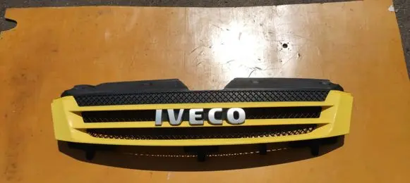 Iveco Daily 35 - 40.10 Front grill 3802801