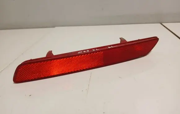Honda CR-V Rear tail light reflector P9069