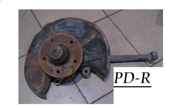 Mercedes-Benz E W210 Front wheel hub spindle knuckle 2102301