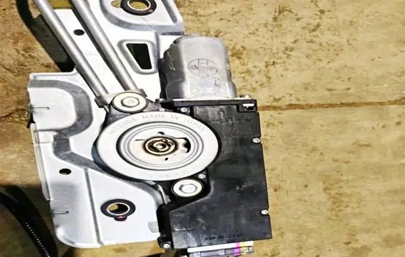 Honda Civic Sunroof motor/actuator 