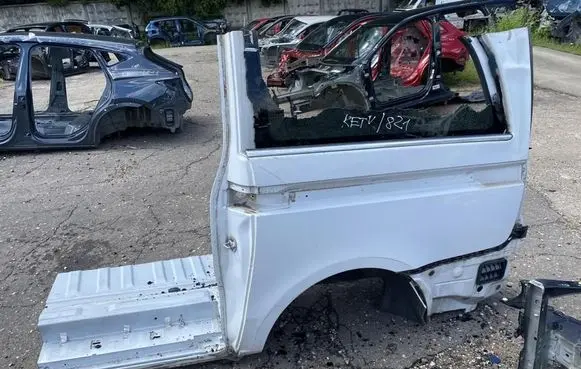 Mercedes-Benz Vito Viano W447 Rear quarter panel