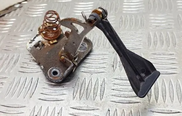Mercedes-Benz CL C140 Engine bonnet/hood lock/latch loop/hook 1298870127