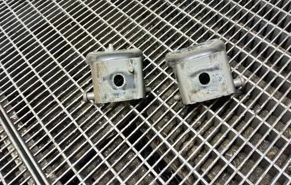 Citroen Berlingo Front door hinge set