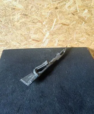 Volvo S90, V90 Fender mounting bracket 31386870
