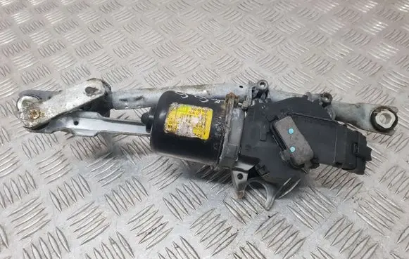 Toyota Aygo AB10 Front wiper linkage and motor 53565002