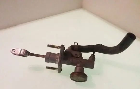 Nissan Primera Clutch master cylinder