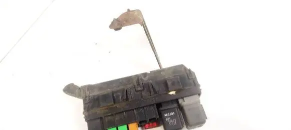 Nissan Terrano Fuse box set 71543025 7154-3025