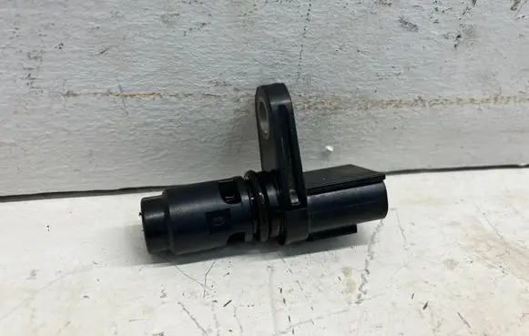 Toyota RAV 4 (XA50) Camshaft position sensor 