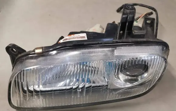 Mazda 323 F Headlight/headlamp
