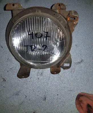 Volkswagen Transporter - Caravelle T2 Headlight/headlamp 14551R7