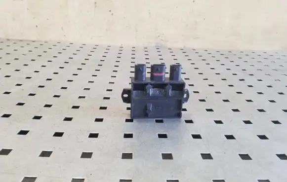 Tailgate/trunk control unit/module