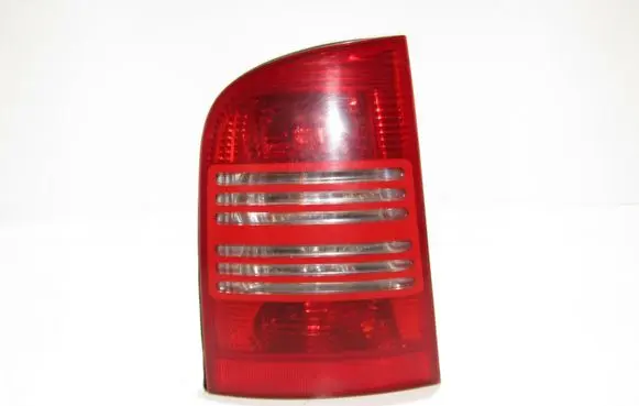 Skoda Octavia Mk1 (1U) Rear/tail lights 1u9945095