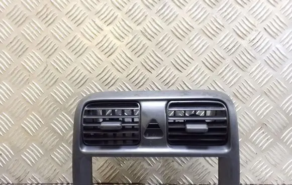 Subaru Legacy Dash center air vent grill