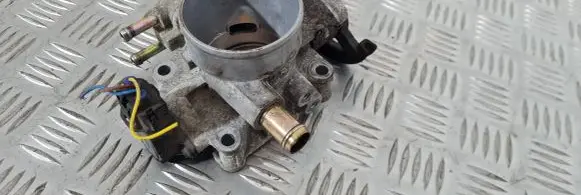 Toyota RAV 4 (XA20) Throttle body valve 