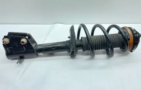 Chrysler Pacifica Front shock absorber/damper P68248735AF 68248735AF 68248735