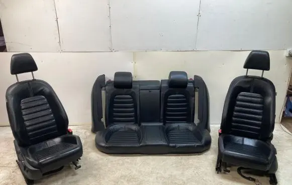 Seat set