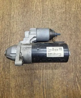 Mercedes-Benz C W205 Starter motor A6519064800 0001148510