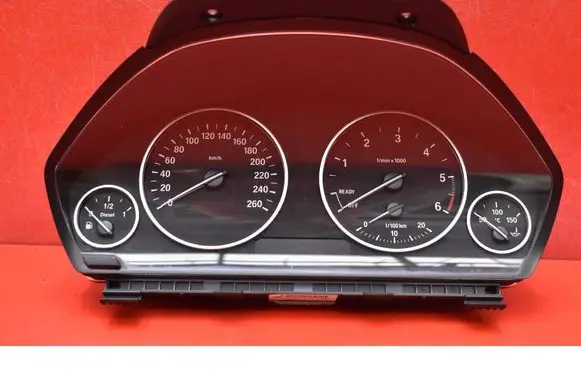 Speedometer (instrument cluster)