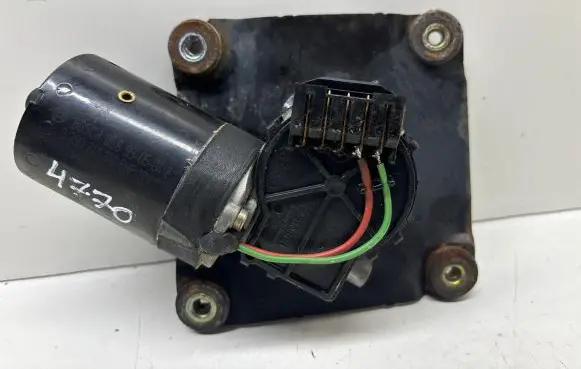 Volvo S40, V40 Wiper motor 0589905042