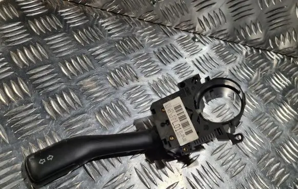Audi A3 S3 8L Indicator stalk 8L0953513G