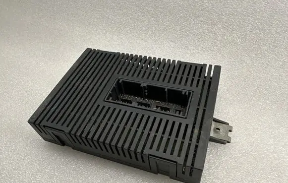 BMW 7 E65 E66 Light module LCM 6924560 037069065 007050