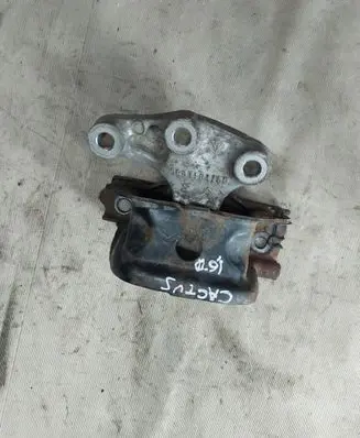 Citroen C4 Cactus Engine mount bracket 9681706580