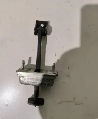 Ford Kuga I Rear door check strap stopper 3m51r23500aj R23500A R235108