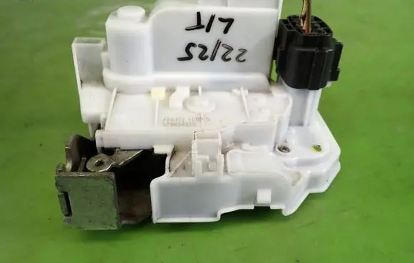 Fiat Tipo Rear door lock