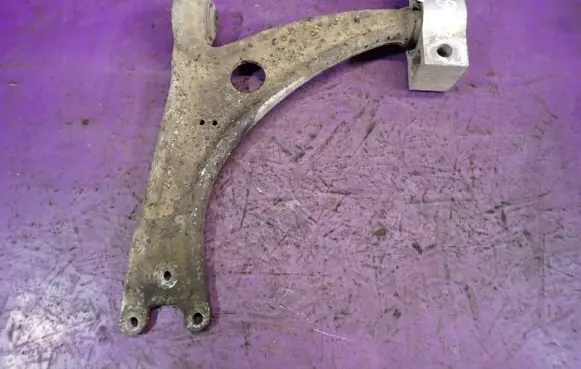 Volkswagen PASSAT B6 Front control arm