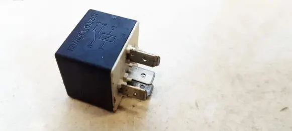 Renault Espace II Other relay 12V25A03501