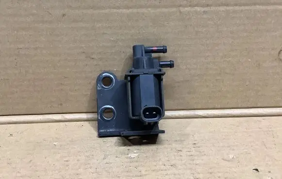 Hyundai Santa Fe Turbo solenoid valve 3946038600