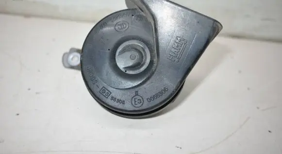 Chrysler Town u0026 Country V Horn signal 0055306