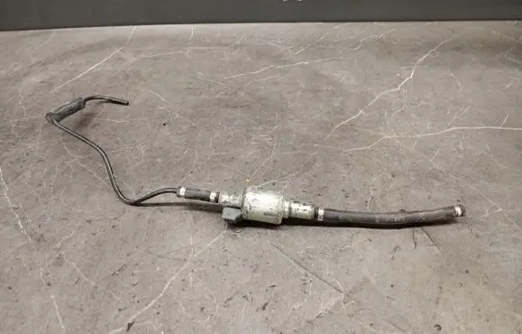 Volkswagen Multivan T5 Fuel line pipe 7h0201906a
