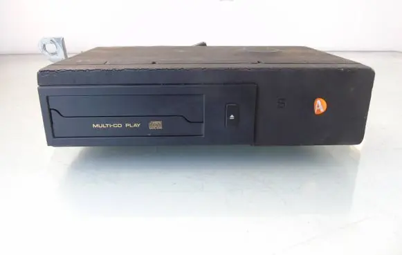 Lexus GS 300 350 430 450H CD/DVD changer 86270-30140